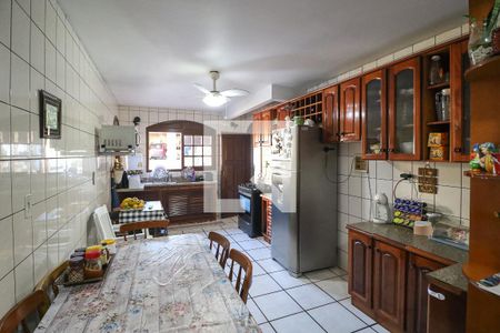 Casa à venda com 400m², 6 quartos e 10 vagasCozinha