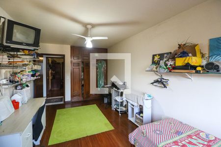 Casa à venda com 400m², 6 quartos e 10 vagasQuarto 4