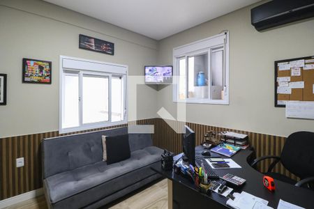 Casa à venda com 216m², 3 quartos e 10 vagasEscritório