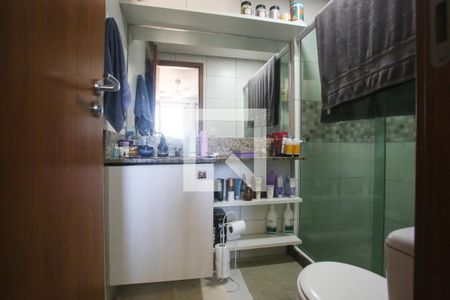 Apartamento à venda com 70m², 2 quartos e 1 vagaBanheiro da Suíte