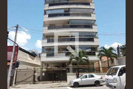 Apartamento à venda com 70m², 2 quartos e 1 vagaFachada