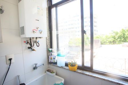 Apartamento à venda com 70m², 2 quartos e 1 vagaÁrea de Serviço