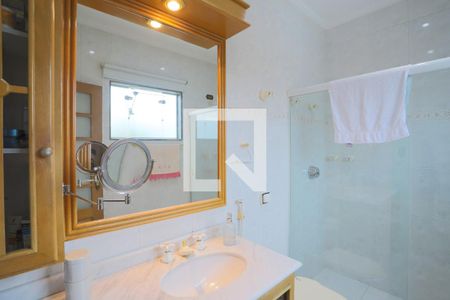 Casa à venda com 310m², 3 quartos e 3 vagasBanheiro do Quarto 2