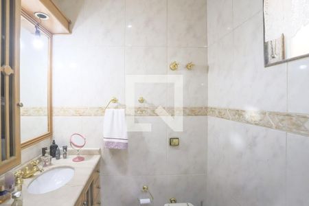 Casa à venda com 310m², 3 quartos e 3 vagasBanheiro