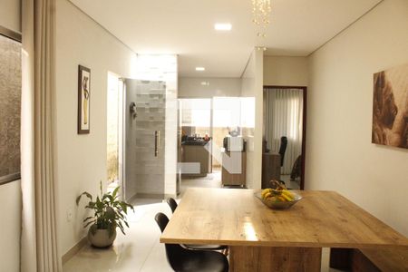 Sala de casa para alugar com 3 quartos, 160m² em Tropical, Contagem