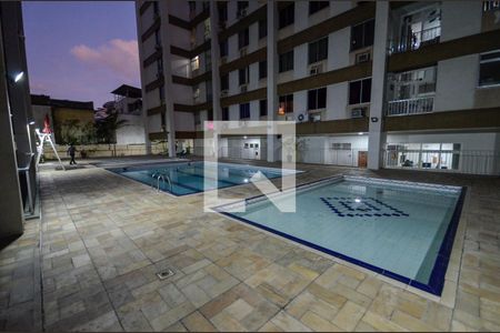 Apartamento à venda com 65m², 2 quartos e 1 vagaÁrea comum - Piscina