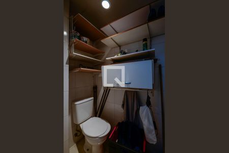 Apartamento à venda com 65m², 2 quartos e 1 vagaBanheiro de Serviço