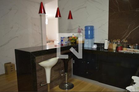 Casa à venda com 240m², 2 quartos e 2 vagasCozinha