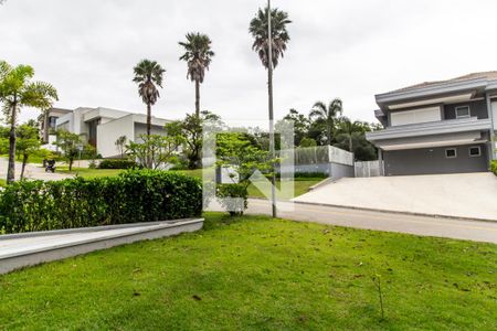 Casa de condomínio à venda com 370m², 5 quartos e 9 vagasVista da Rua