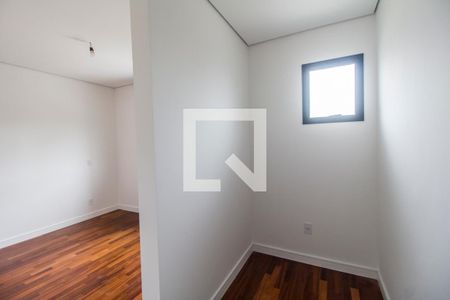 Casa de condomínio à venda com 370m², 5 quartos e 9 vagasSuíte 4