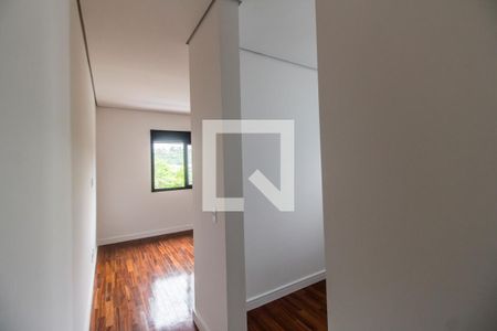 Casa de condomínio à venda com 370m², 5 quartos e 9 vagasSuíte 2
