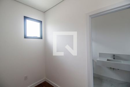 Casa de condomínio à venda com 370m², 5 quartos e 9 vagasCloset da suíte 4