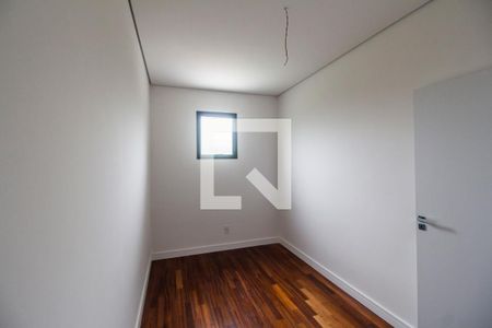 Casa de condomínio à venda com 370m², 5 quartos e 9 vagasCloset da suíte master