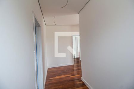 Casa de condomínio à venda com 370m², 5 quartos e 9 vagasSuíte 3