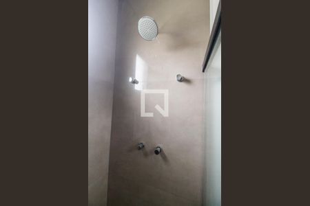 Casa de condomínio à venda com 370m², 5 quartos e 9 vagasBanheiro da Suíte 4