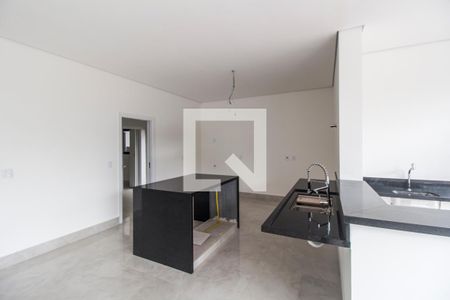 Casa de condomínio à venda com 370m², 5 quartos e 9 vagasCozinha