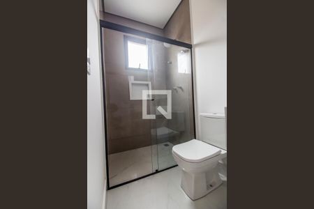 Casa de condomínio à venda com 370m², 5 quartos e 9 vagasBanheiro da Suíte 3