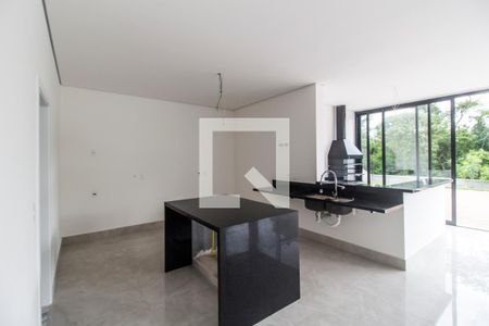 Casa de condomínio à venda com 370m², 5 quartos e 9 vagasCozinha