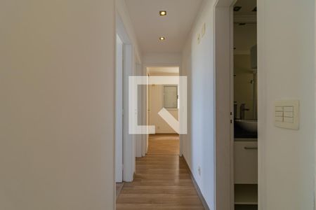 Corredor de apartamento à venda com 3 quartos, 70m² em Vila Sonia do Taboao, Taboão da Serra