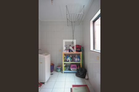 Apartamento à venda com 113m², 3 quartos e 2 vagas Apartamento à venda com 113m², 3 quartos e 2 vagasÁrea de Serviço