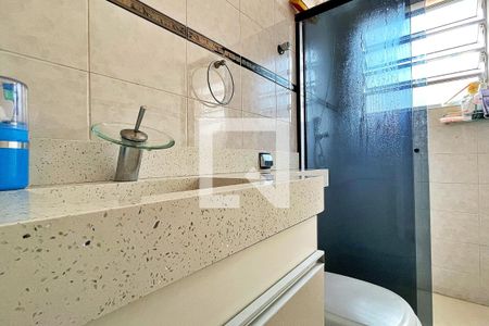 Casa à venda com 125m², 3 quartos e 3 vagasBanheiro