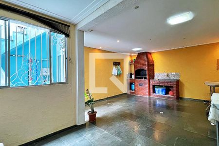 Casa à venda com 125m², 3 quartos e 3 vagasChurrasqueira