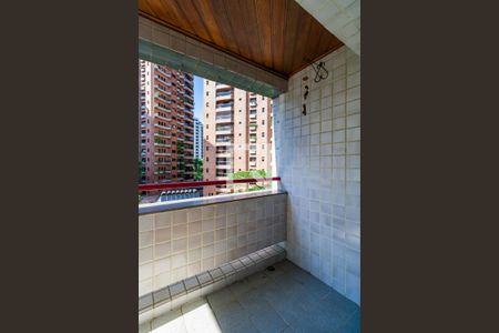 Apartamento à venda com 100m², 3 quartos e 2 vagasVaranda