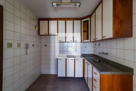 Apartamento à venda com 100m², 3 quartos e 2 vagasCozinha