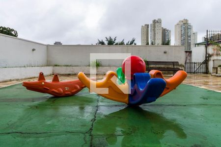 Apartamento à venda com 100m², 3 quartos e 2 vagasÁrea comum - Playground