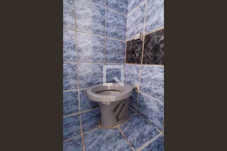 Banheiro da Suíte de casa para alugar com 3 quartos, 84m² em Vila Neide, Taubaté