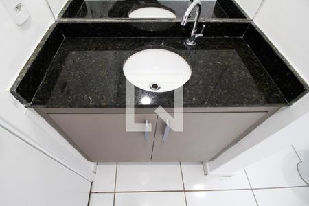 Apartamento para alugar com 72m², 2 quartos e 2 vagasBanheiro