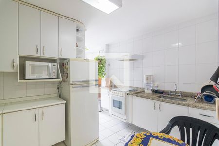 Apartamento à venda com 94m², 3 quartos e 2 vagas Apartamento à venda com 94m², 3 quartos e 2 vagasCozinha
