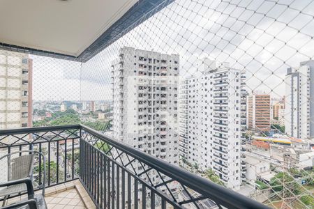 Apartamento à venda com 94m², 3 quartos e 2 vagas Apartamento à venda com 94m², 3 quartos e 2 vagasVaranda