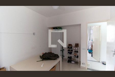 Quarto 1 de apartamento para alugar com 2 quartos, 56m² em Icaraí, Niterói