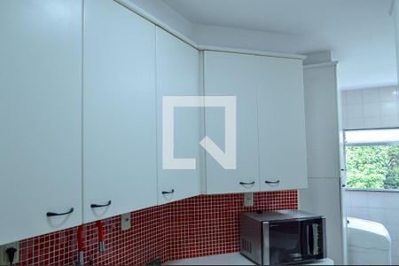 Apartamento à venda com 60m², 2 quartos e 1 vagaCozinha 