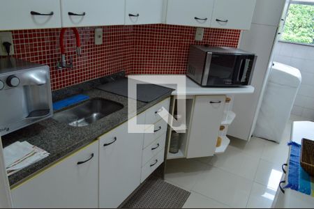 Apartamento à venda com 60m², 2 quartos e 1 vagaCozinha