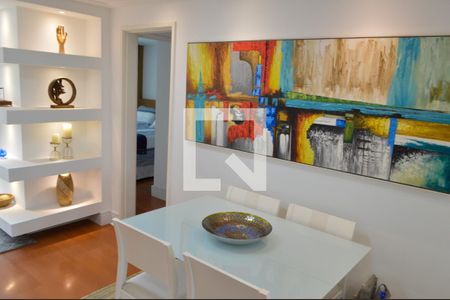 Sala de apartamento à venda com 2 quartos, 60m² em Tanque, Rio de Janeiro