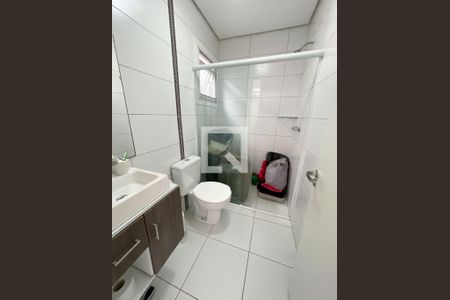 Casa para alugar com 240m², 4 quartos e 1 vaga Casa para alugar com 240m², 4 quartos e 1 vagaBanheiro