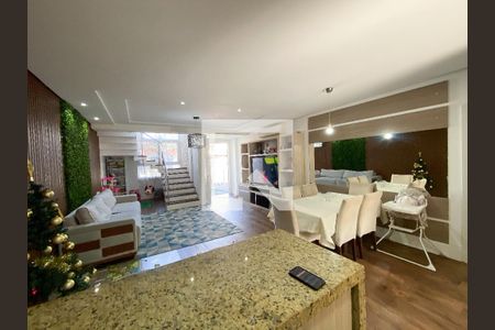 Casa para alugar com 240m², 4 quartos e 1 vaga Casa para alugar com 240m², 4 quartos e 1 vaga Cozinha