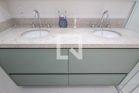 Apartamento à venda com 96m², 3 quartos e 2 vagasBanheiro da Suíte 1