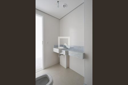 Apartamento à venda com 80m², 2 quartos e 1 vagaBanheiro da Suíte 1