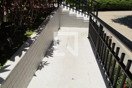 Apartamento para alugar com 82m², 2 quartos e 1 vagaÁrea comum - Acessibilidade