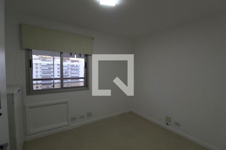 Quarto de apartamento à venda com 2 quartos, 82m² em Barra da Tijuca, Rio de Janeiro