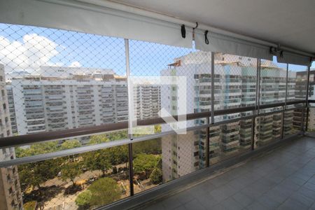 Apartamento para alugar com 82m², 2 quartos e 1 vagaVaranda