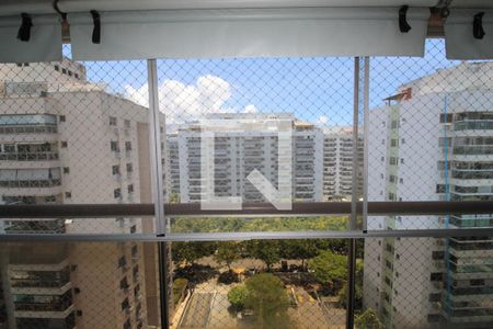 Apartamento para alugar com 82m², 2 quartos e 1 vagaVaranda