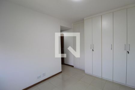 Apartamento para alugar com 82m², 2 quartos e 1 vagaSuíte