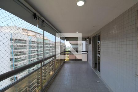 Apartamento para alugar com 82m², 2 quartos e 1 vagaVaranda