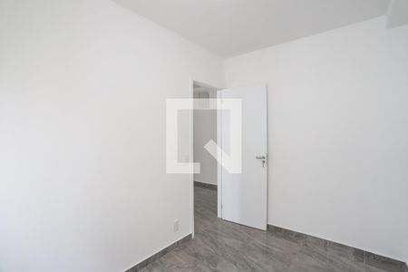Quarto 1 de apartamento para alugar com 2 quartos, 38m² em Vila Invernada, São Paulo