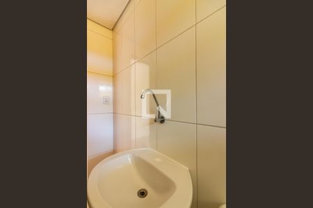Banheiro de apartamento para alugar com 1 quarto, 32m² em Km 18, Osasco