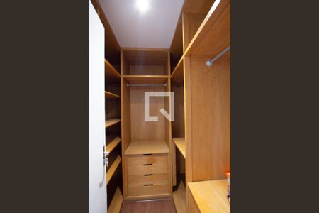 Apartamento para alugar com 151m², 2 quartos e 2 vagasSuíte closet